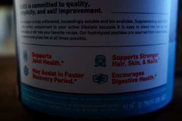 Despite being unflavored, this smooths out the texture of my recovery drink mix, and I like it label from Bubs Naturals collagen protein mix