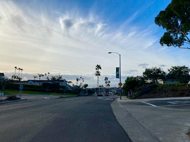 View out over the ocean in Dana Point from Golden Lantern street