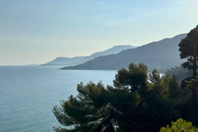 Golden Hour along the French / Italian coastal border
