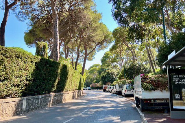 Main road through the neighborhood of Saint-Jean-Cap-Ferrat, France