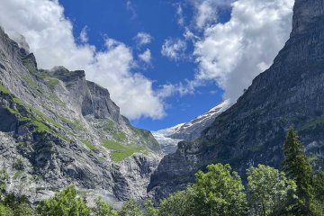 We didn't plan to stop on the way down, but we just had to when this was all around us! View up behind the Wetterhorn on the descent from Grosse Scheidegg to Grindelwald