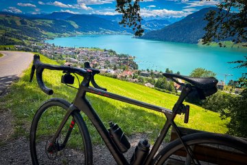 View of Factor bicycle overlooking Lake Ägerisee in Switzerland