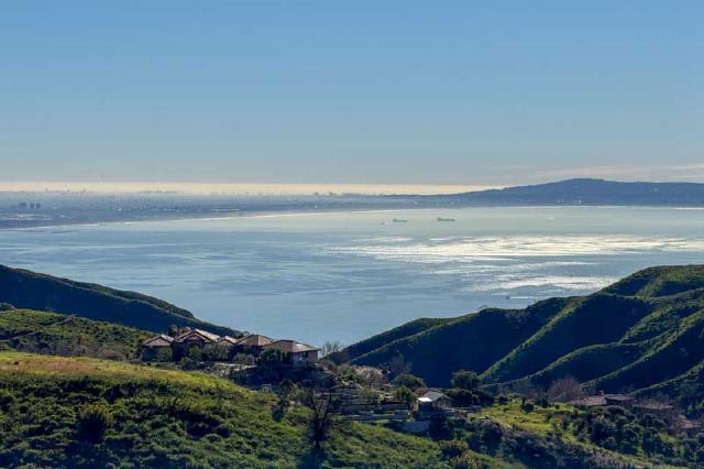 View towards San Pedro harbor and Rancho Palos Verdes from Tuna Canyon road in the Santa Monica Mountains